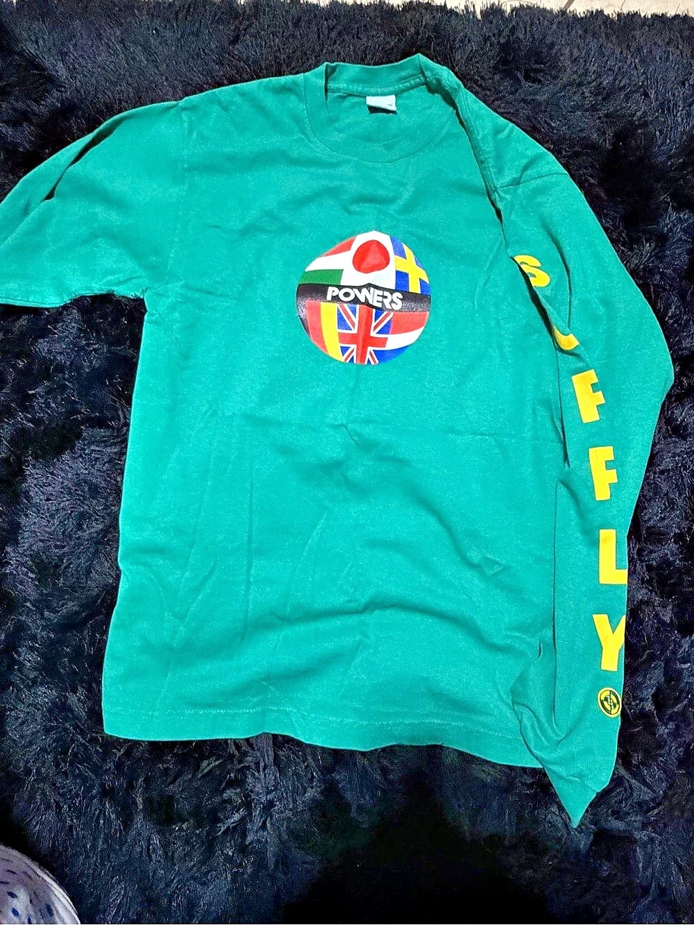 Powers Graphic Short Sleeve Tee in Green Size Small